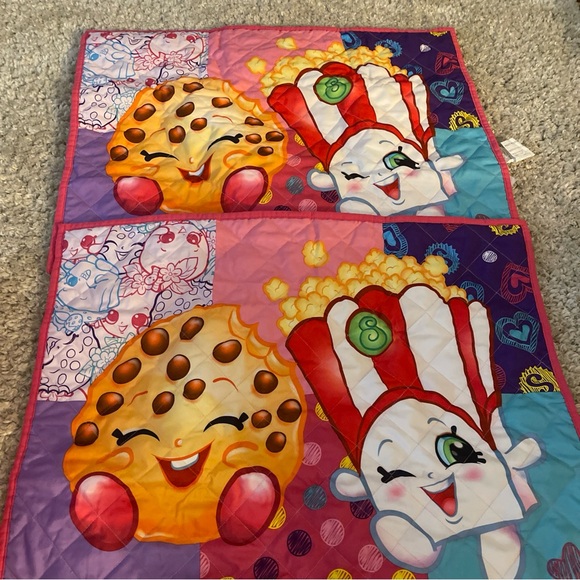 Shopkins quilt with 2 shams full queen size bed - Picture 6 of 9